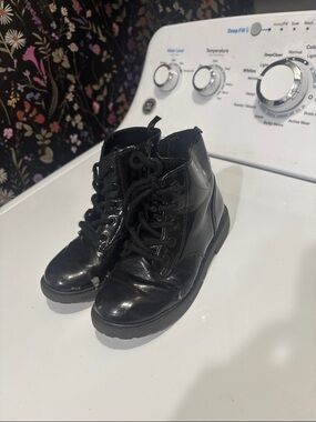 Toddler girls size 10 boots